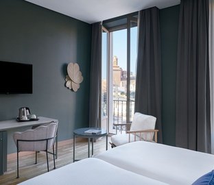 Premium Double Room with Balcony Vincci Selección Posada del Patio  5*  Málaga